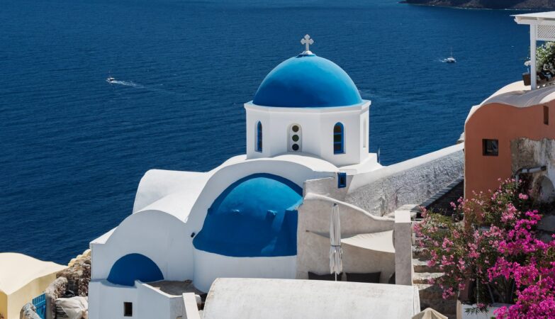 Best Greece tours for groups: food and wine